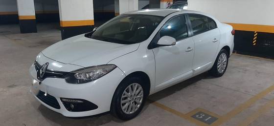 RENAULT FLUENCE 2.0 DYNAMIQUE PLUS 16V FLEX 4P AUTOMÁTICO RENAULT FLUENCE 2.0 DYNAMIQUE PLUS 16V FLEX 4P AUTOMÁTICO